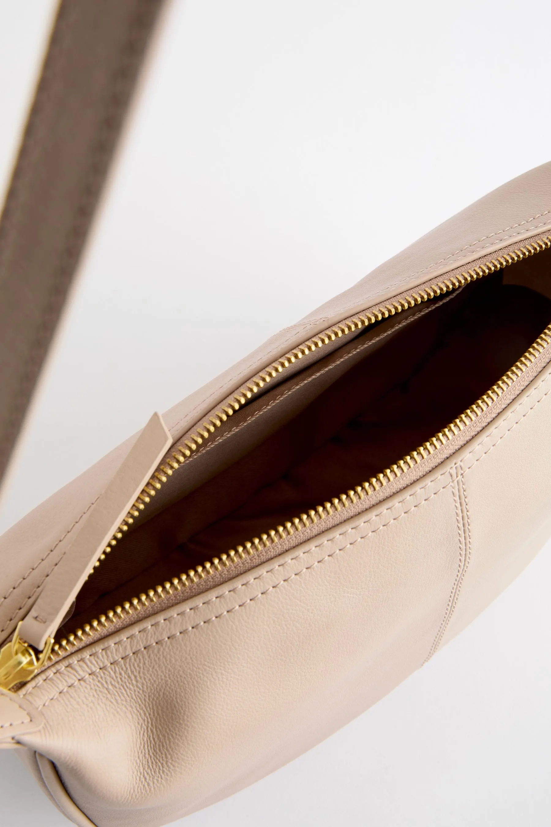 Borsa in pelle con cinturino