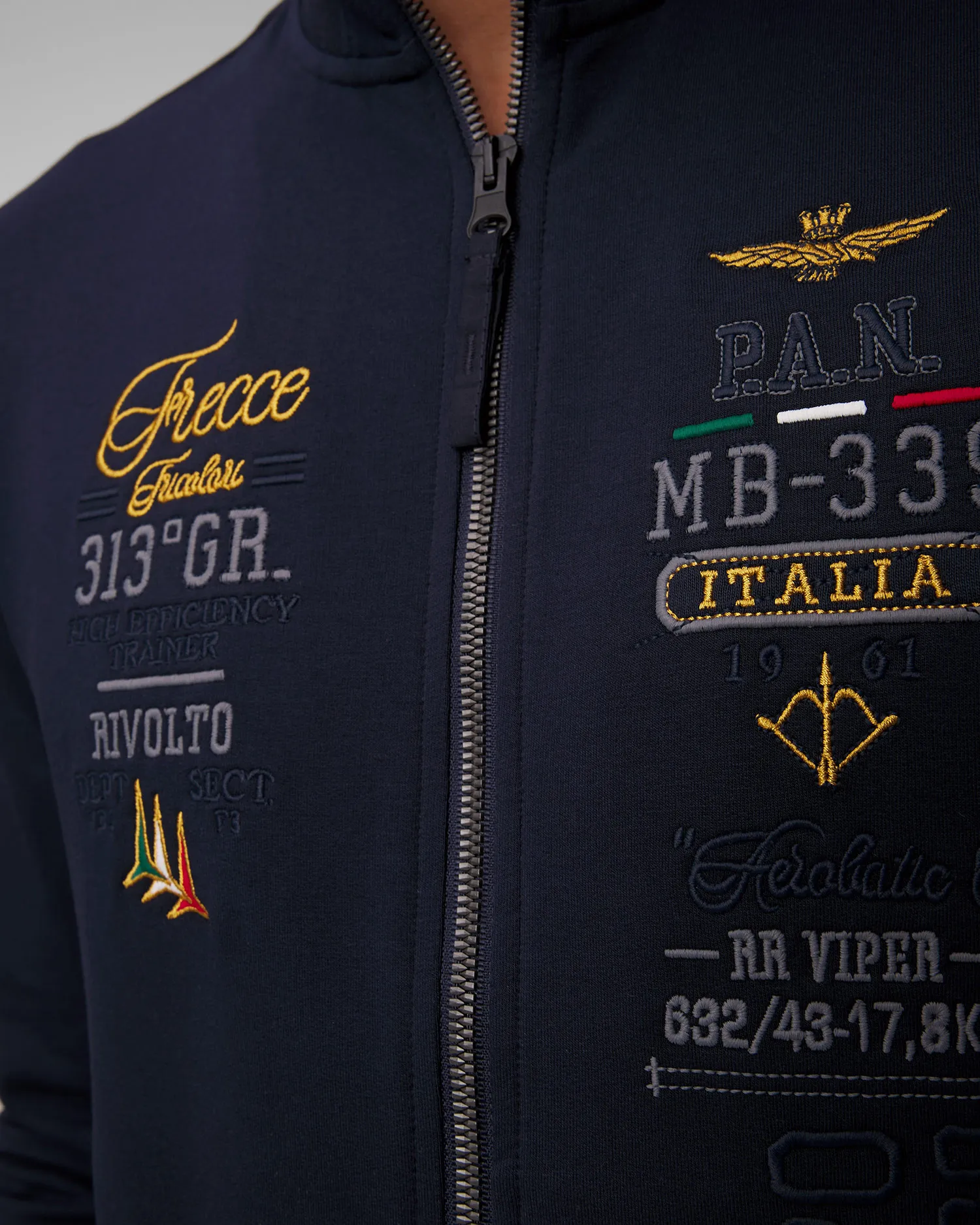 Felpa blu scuro da uomo Aeronautica Militare 241fe1879f419-8347