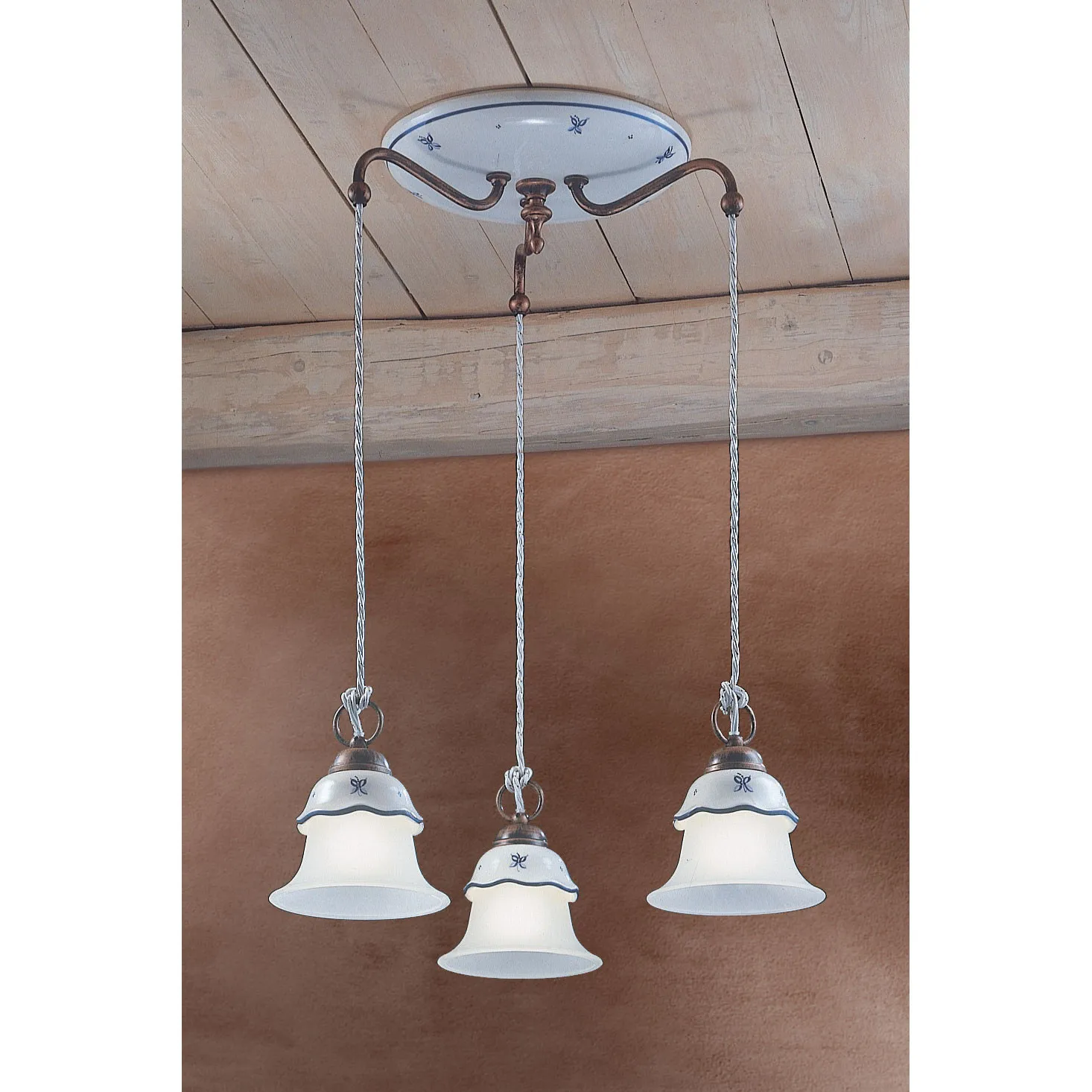FerroLuce  Sospensione rustica in ceramica decorata a mano e 3 diffusore circolari in vetro Ferrara - 42W