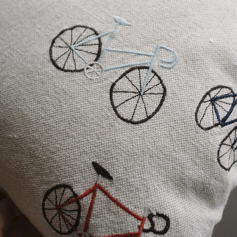 Fodera per cuscino Bicycles 48x48 cm.jo{font-size:18px}beige
