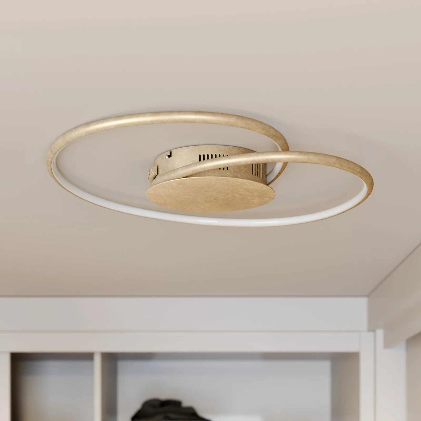 Lindby plafoniera LED Joline, Ø 45 cm, color oro, metallo