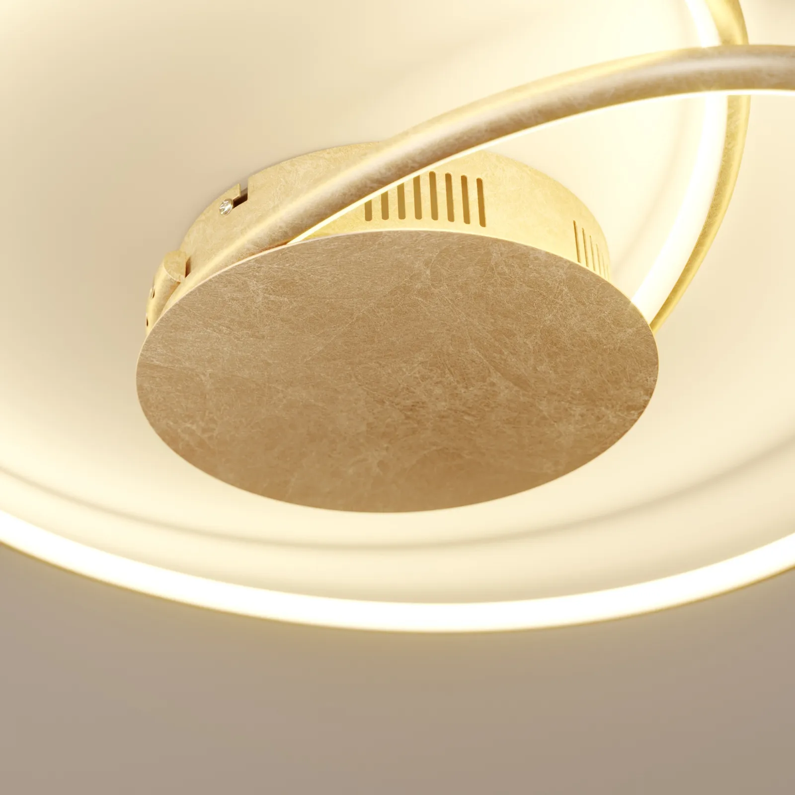 Lindby plafoniera LED Joline, Ø 45 cm, color oro, metallo