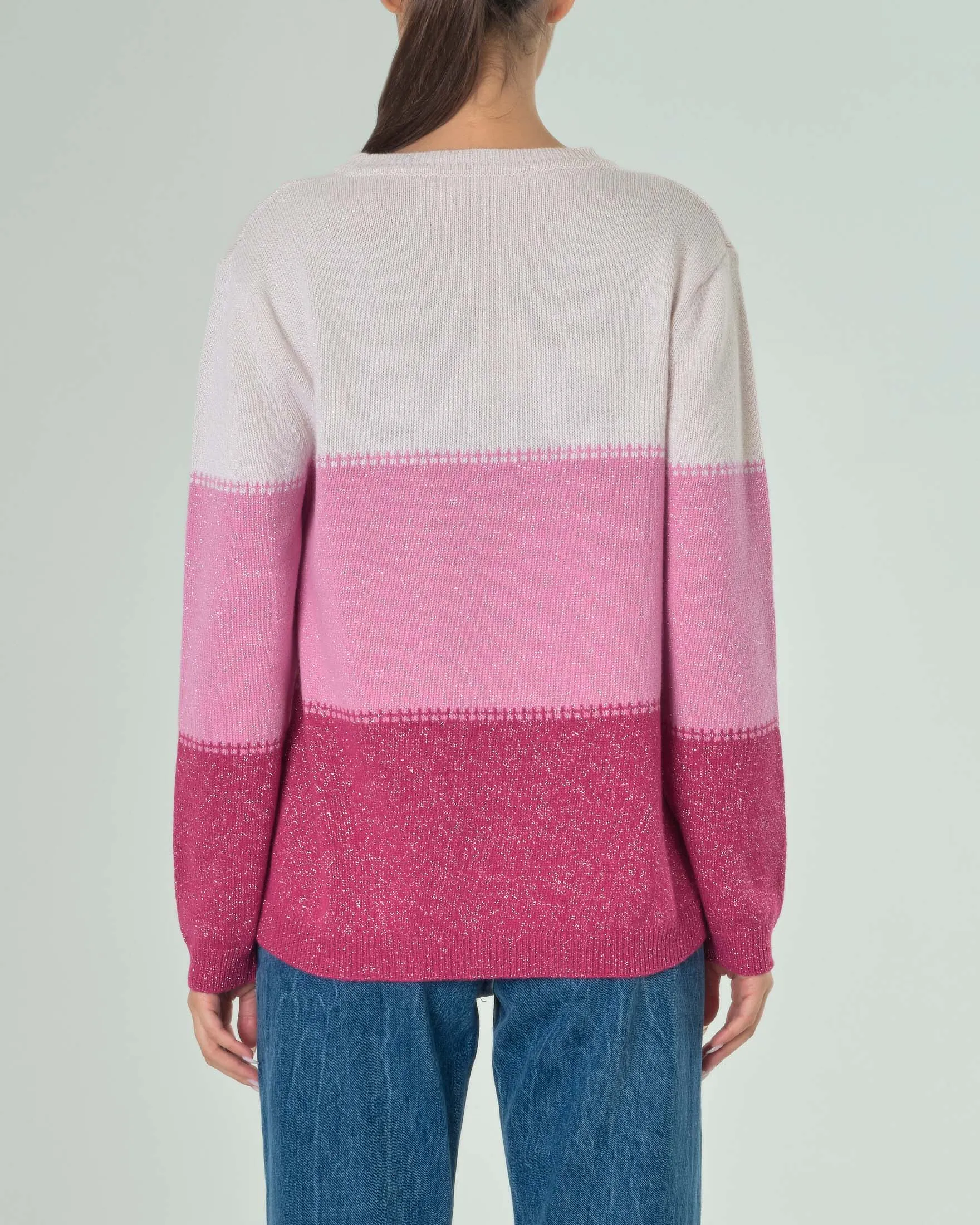 Maglia a blocchi di colore rosa cipria e fucsia in misto lana e cashmere con inserti in lurex