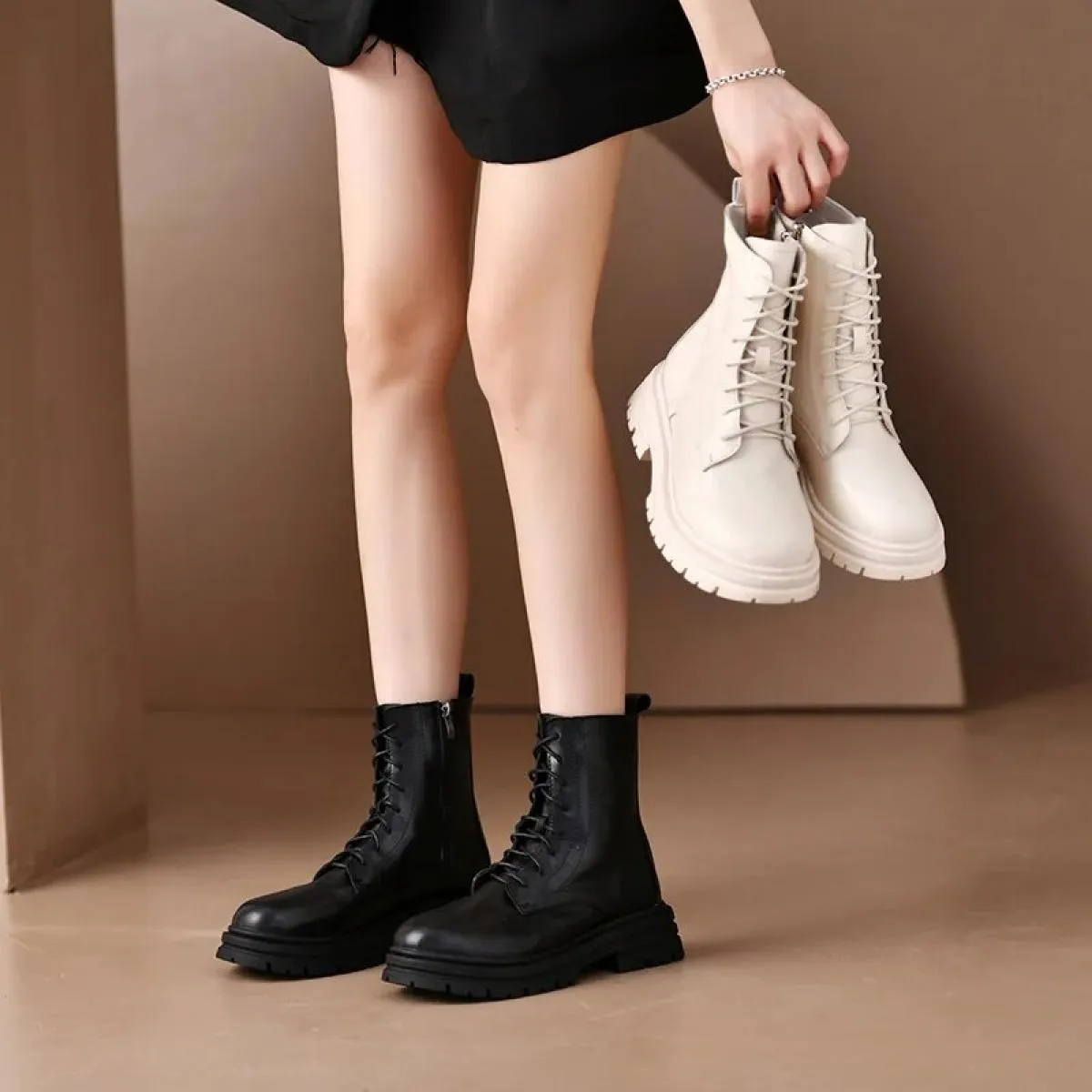 Nuovi stivali a metà polpaccio donna autunno inverno moda stringate stile britannico donna cerniera Botas Mujer stivali piattafo