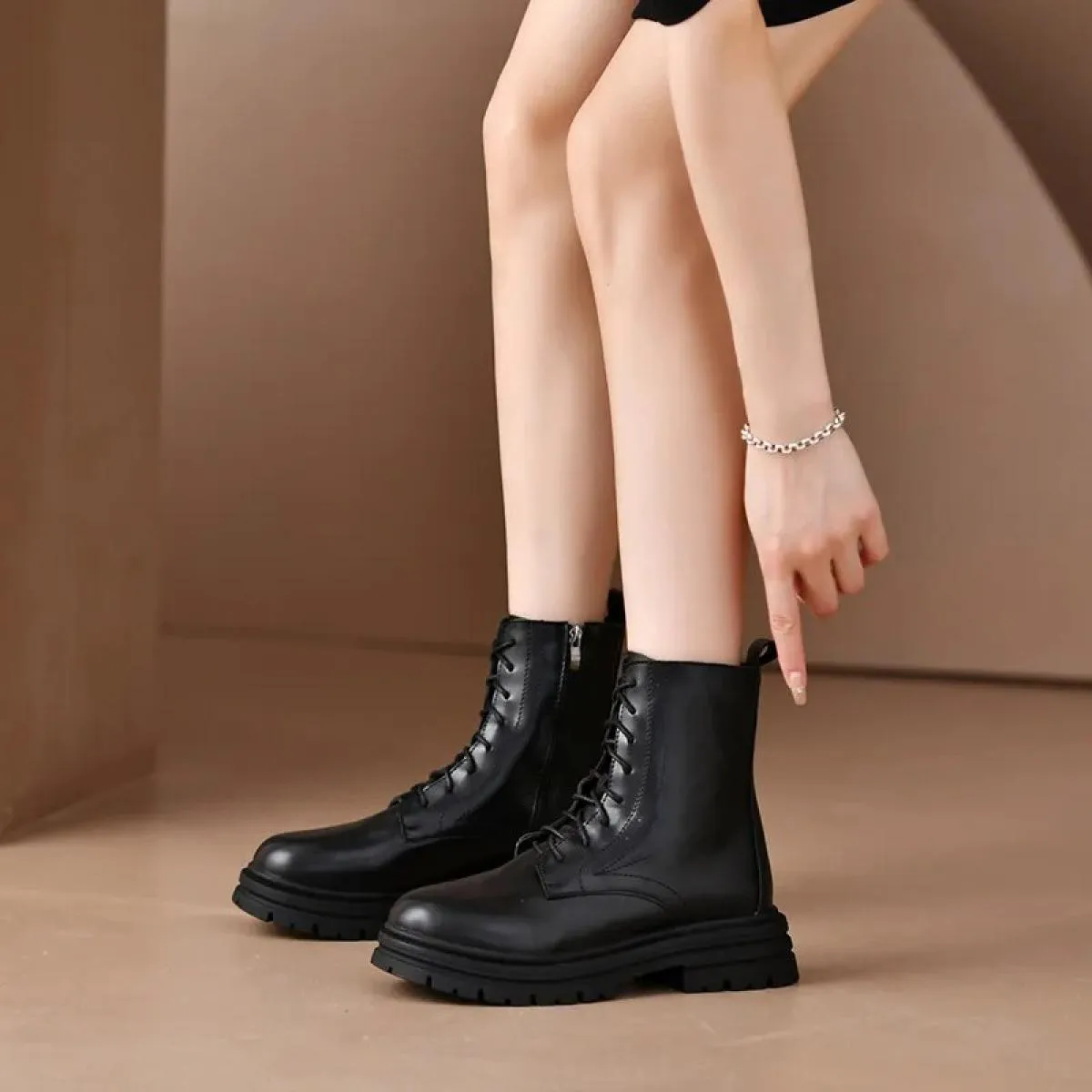 Nuovi stivali a metà polpaccio donna autunno inverno moda stringate stile britannico donna cerniera Botas Mujer stivali piattafo