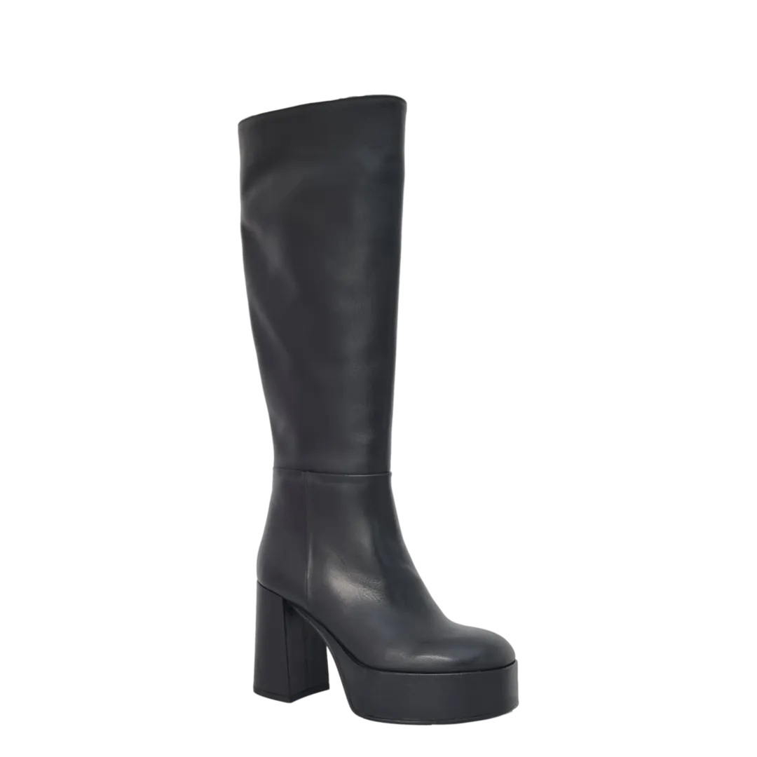 Stivale con tacco e plateau alto in pelle nero F/W